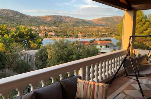 Grebastica Apartment | Villa Maximilian