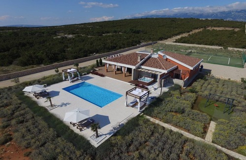 Novalja Villa | Villa Melody with tennis court
