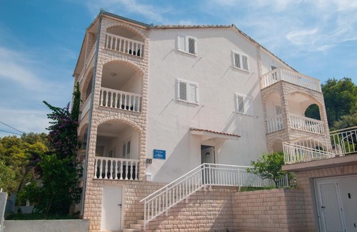 Arbanija Apartment | VILLA MIA TROGIR