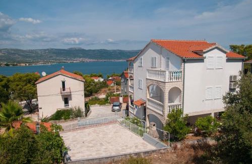 Arbanija Apartment | VILLA MIA TROGIR