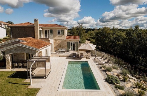 Strpacici Villa | Villa Mila with private pool and jacuzzi for up to 10 guests