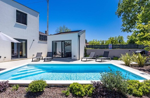 Prodol Villa | Villa Minka by Villas Guide