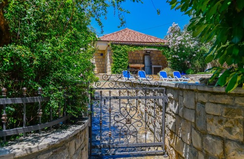Zrnovnica Villa | Villa Mint - Split by Villas Guide