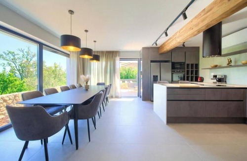Vrh House | Villa Miryam