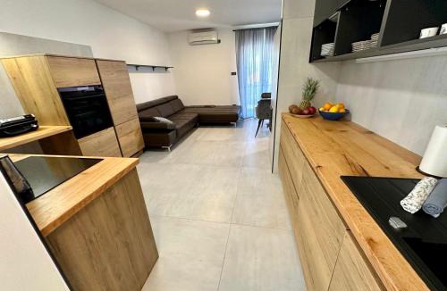 Crveni Vrh Villa | Villa Monte Rosso HerMes arT