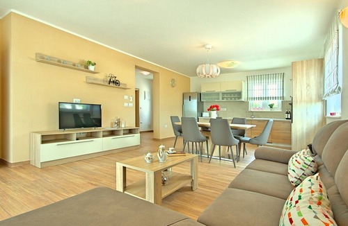 Tinjan House | Villa Mušković by Interhome