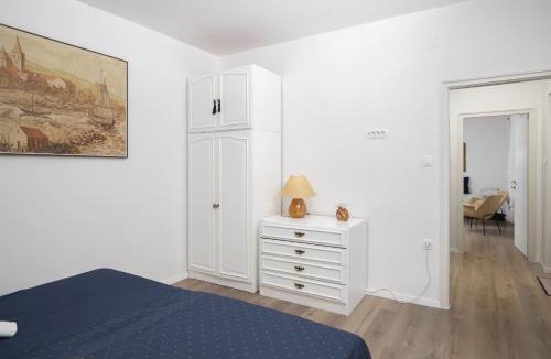 Ika Apartment | Villa Nika 3