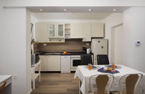 Ika Apartment | Villa Nika Apartment 3 - 400 m from the sea