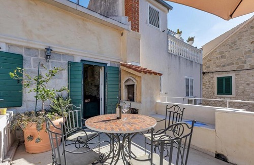Makarska Old Town Villa | Villa Old Town Centre Makarska by Makarska Exklusiv