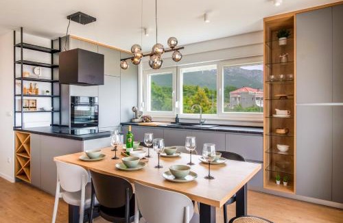 Kastel Sucurac Villa | Villa Olea-with pool, sea view, near Split airport