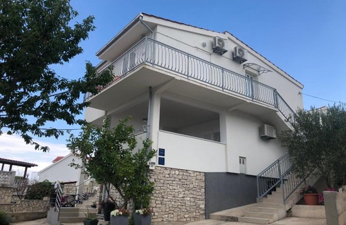 Stomorska Apartment | Villa Olyntha