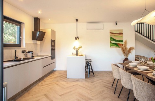 Banjol Villa | Villa Orkula Rab with Heated Pool, Gym & Sea View