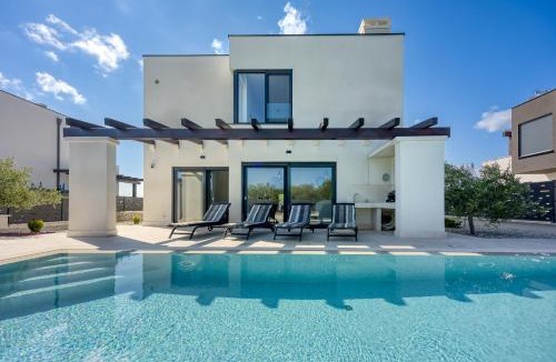Galizana Villa | Villa-Osmium Galizana
