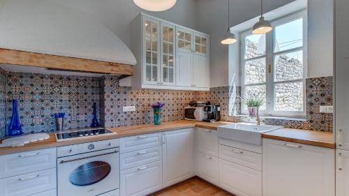 Mali Losinj Villa | Villa Palazzo Limone with pool by Villas Guide