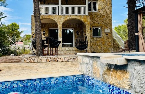Cove Osibova (Milna) Villa | Villa Paradisio