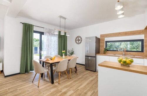 Porec Villa | Villa Parenzana - beautiful modern built villa with private swimming pool near Porec