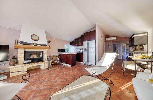 Sibuljina Villa | Villa Paulina with Heated Pool