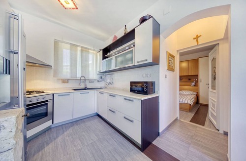 Sibuljina Villa | Villa Paulina with Heated Pool