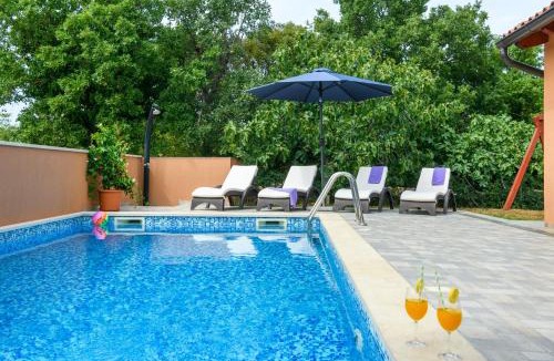 Rakalj House | Villa Percan - Spacious Family Home with Private Pool on a 4000 Square Meter Plot