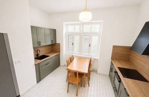 Bled Apartment | Villa Plemelj - Apartment Plemelj - sleeps 2 guests in 1 bedroom
