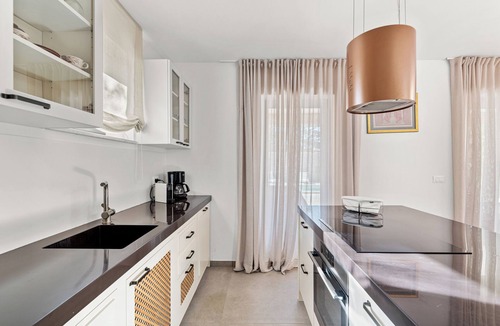 Sveti Lovrec Villa | Villa Racozzi - Sea View, Heated Pool near Poreč