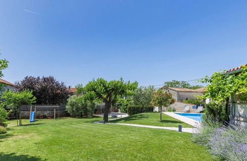 Radovani House | Villa Radovani by Interhome