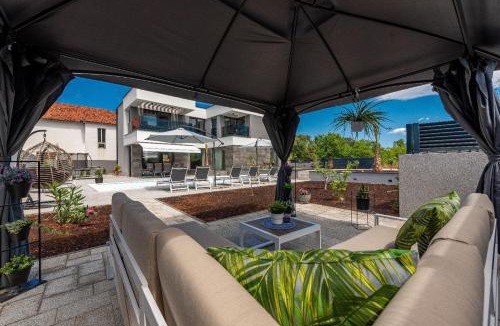 Zaton Villa | Villa Ren