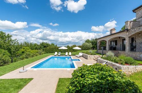 Baderna Villa | Villa Roma