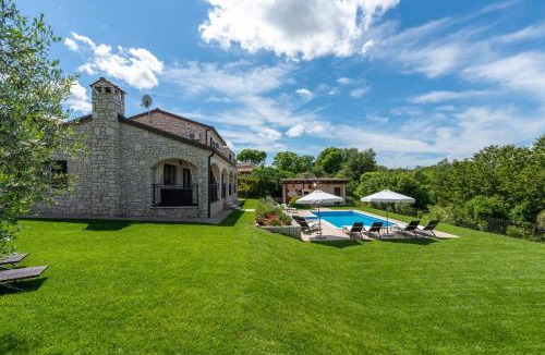 Baderna Villa | Villa Roma