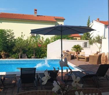 Barbat na Rabu Apartment | Villa Rosana