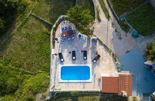 Srida sela Villa | Villa Roza Dalmatian Escape