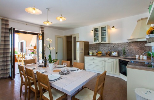 Jakovici Villa | Villa Roza in Central Istria with whirlpool and playground for kids - pet friendly