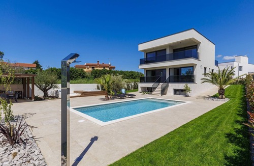 Gulici House | Villa Sandro by Interhome