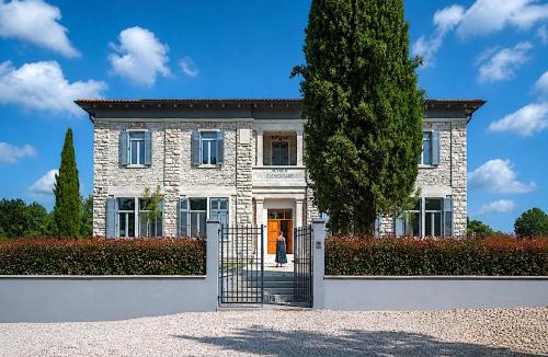 Modrusani Villa | Villa Scvola Elementare Istria - Heated Pool, Private Cinema & EV Connector