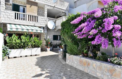 Bol Apartment | Villa Senjkovic - Apartments with Balcony and Sea View