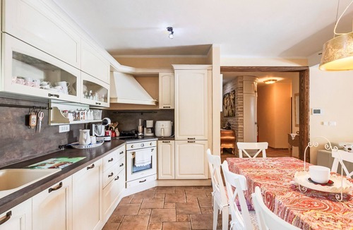 Golovik House | Villa Stonegate by Interhome