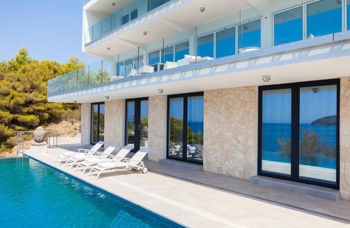 Vela Luka House | Villa Style and Sea by Interhome