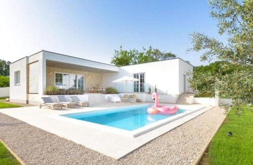 Nedescina Villa | Villa Sunrise Labin Istria - a smile every day