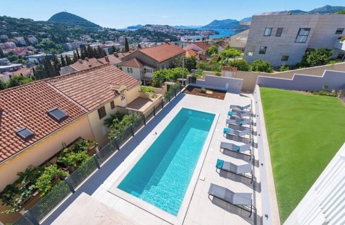 Gornji Kono Villa | Villa Sunset - Four Bedroom with Balcony and Sea View; Shared Swimming Pool
