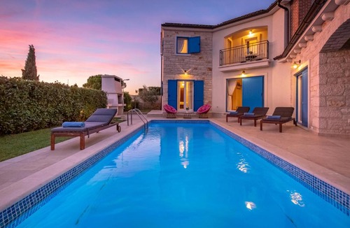 Tar Villa | Villa Torre II
