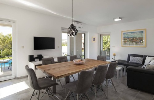 Cove Osibova (Milna) Villa | Villa Urma - Coastal villa with pool on Brac Island