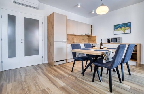 Vrbnik House | Villa Vali 2 by Interhome