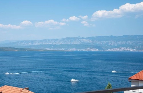 Vrbnik House | Villa Vali 2 by Interhome