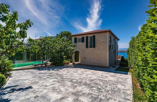 Municipality of Omisalj Villa | Villa Verde & Blue with Sea View