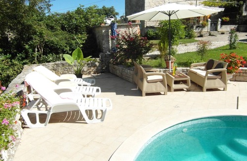 Rakalj House | Villa 'Vickovi' mit Gemeinschaftspool by Interhome