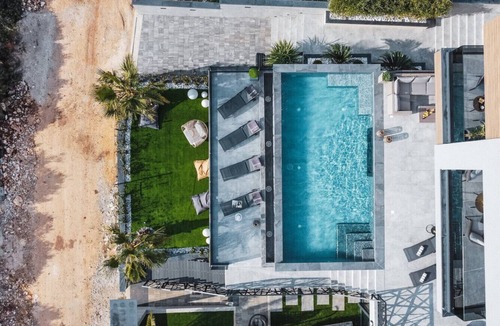 Medulin Villa | Villa Vie in Medulin for 10 people with heated pool, wellness and home cinema