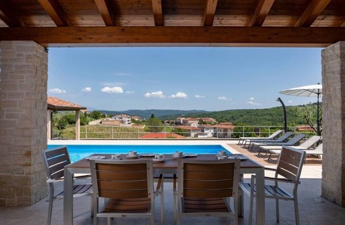 Vizinada Villa | Villa Vor Ort
