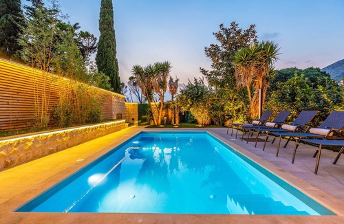 Pile Villa | Villa White Star II - Five Bedroom Villa, Sleeps 10