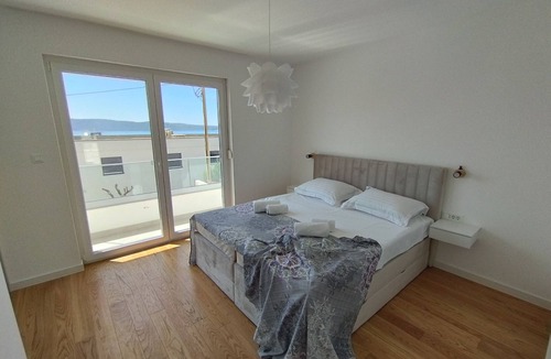 Kastel Sucurac Villa | Villa With Panoramic Views on the Sea, Islands, City and Hill