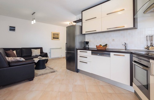 Nerezise Villa | Villa with private pool, terrace and garden with fireplace